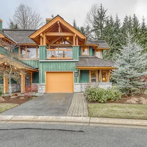https://montebello-33.hotels-of-whistler.com