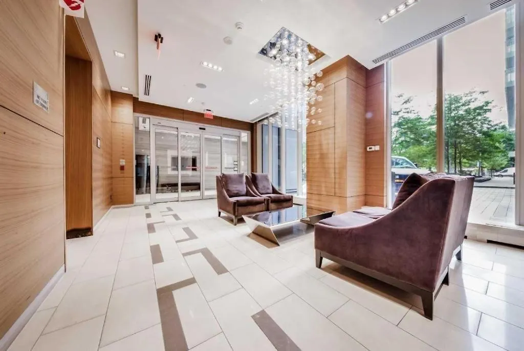 Luxury 2 & 3 Bedroom Downtown Toronto