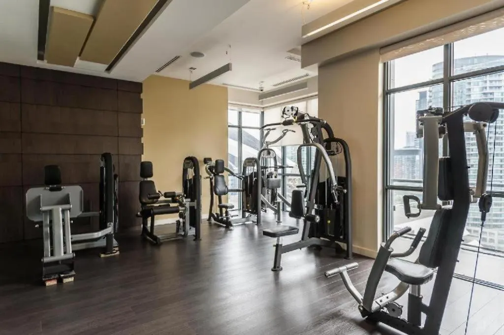 Luxury 2 & 3 Bedroom Downtown Toronto Apartment